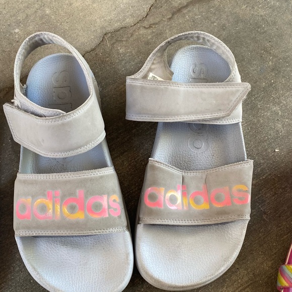 GREAT SALE 5 pare of shoes sandals and sneakers - Picture 1 of 11